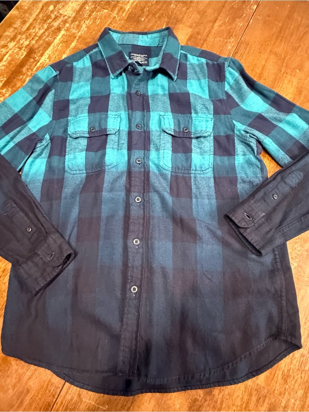 American Eagle Men’s Large Ombre Buffalo Plaid Flannel Shirt Teal Navy Button Up